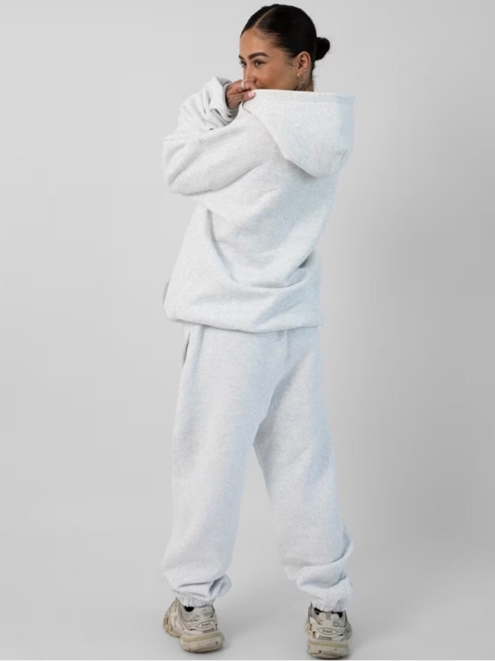 Comfrt Signature Sweatpants – Light Heather Grey – Size Medium (Unisex) - Picture 4 of 14
